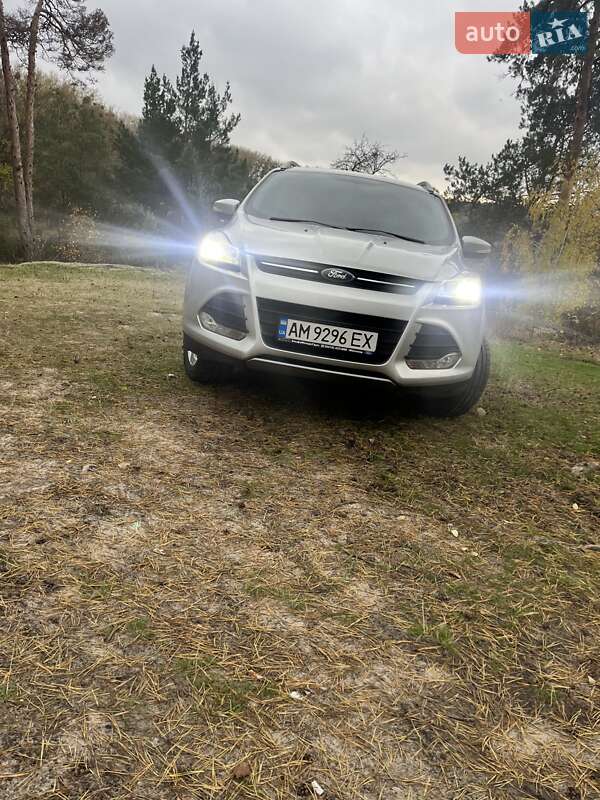 Внедорожник / Кроссовер Ford Kuga 2014 в Житомире фото 5 Внедорожник / Кроссовер Ford Kuga 2014 в Житомире