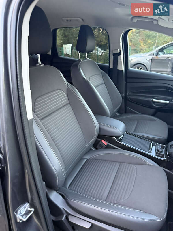 Внедорожник / Кроссовер Ford Kuga 2019 в Хмельницком фото 35 Внедорожник / Кроссовер Ford Kuga 2019 в Хмельницком