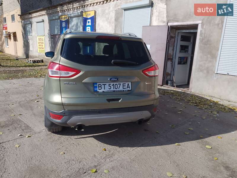 Внедорожник / Кроссовер Ford Kuga 2013 в Великой Александровке