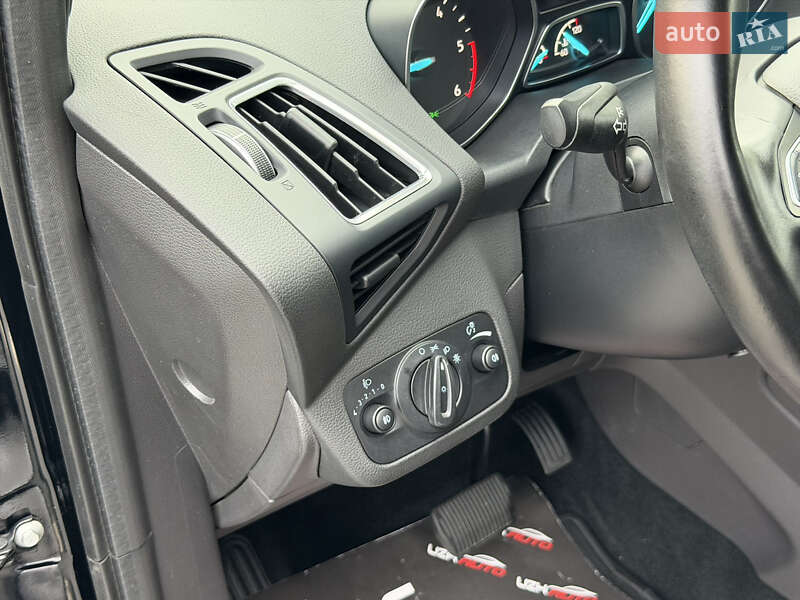 Внедорожник / Кроссовер Ford Kuga 2019 в Ужгороде фото 30 Внедорожник / Кроссовер Ford Kuga 2019 в Ужгороде