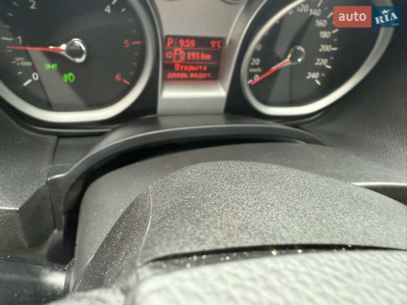 Внедорожник / Кроссовер Ford Kuga 2011 в Борщеве фото 13 Внедорожник / Кроссовер Ford Kuga 2011 в Борщеве