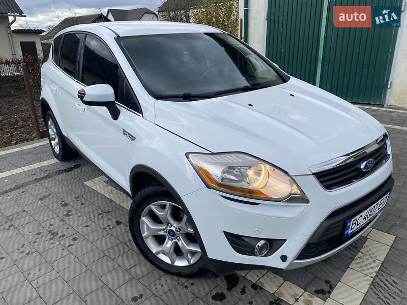 Позашляховик / Кросовер Ford Kuga 2011 в Стрию