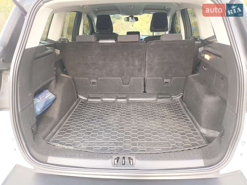 Внедорожник / Кроссовер Ford Kuga 2018 в Днепре фото 8 Внедорожник / Кроссовер Ford Kuga 2018 в Днепре