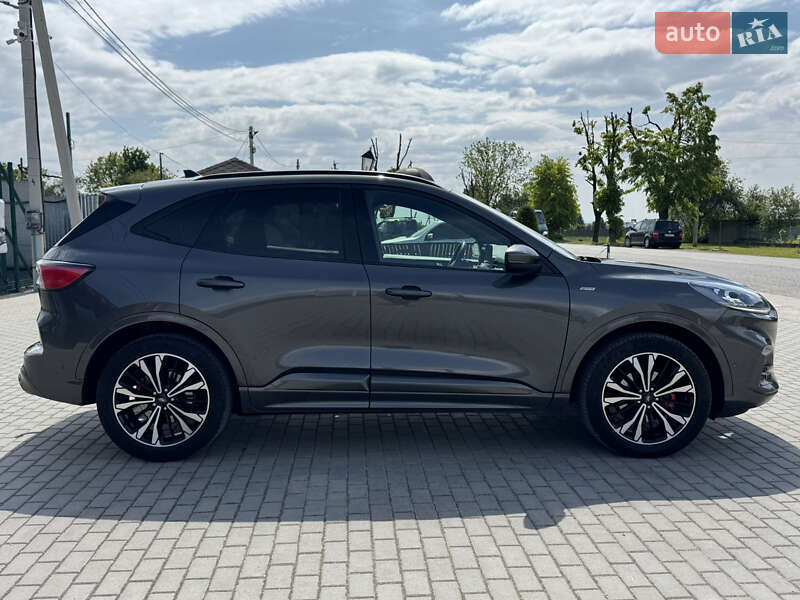 Внедорожник / Кроссовер Ford Kuga 2021 в Лопатине фото 8 Внедорожник / Кроссовер Ford Kuga 2021 в Лопатине