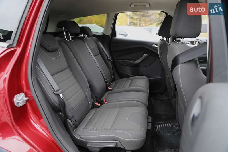 Внедорожник / Кроссовер Ford Kuga 2015 в Харькове фото 9 Внедорожник / Кроссовер Ford Kuga 2015 в Харькове