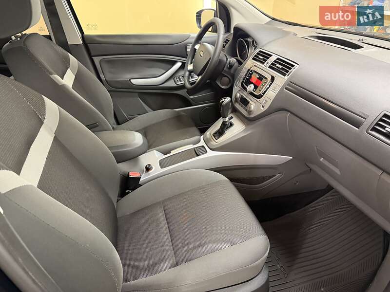 Внедорожник / Кроссовер Ford Kuga 2012 в Киеве