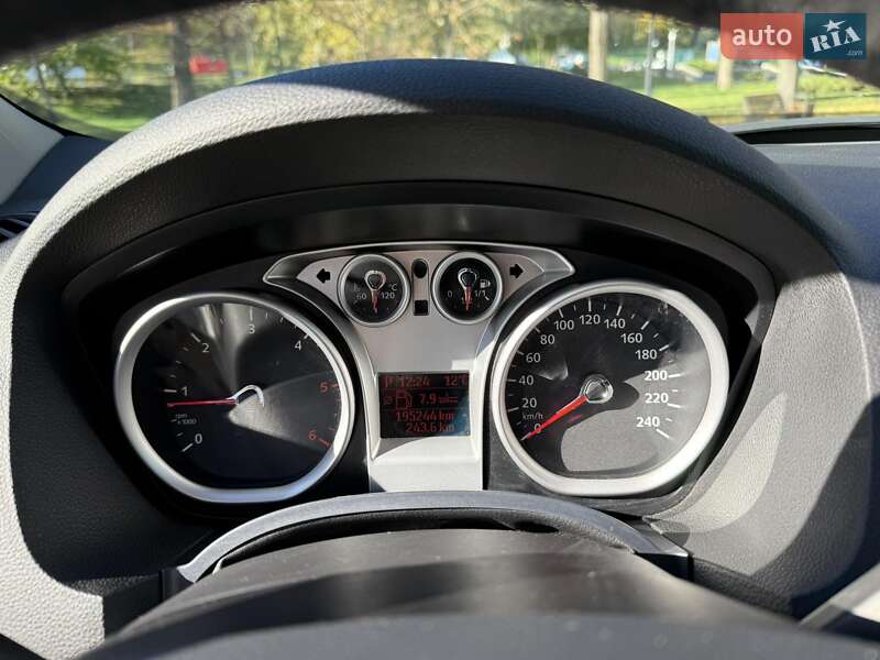 Внедорожник / Кроссовер Ford Kuga 2012 в Киеве