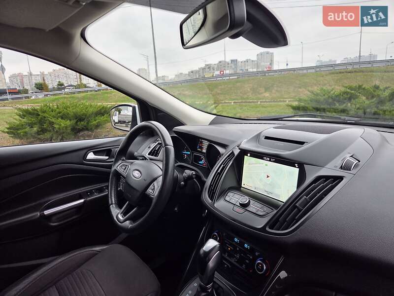 Внедорожник / Кроссовер Ford Kuga 2019 в Киеве