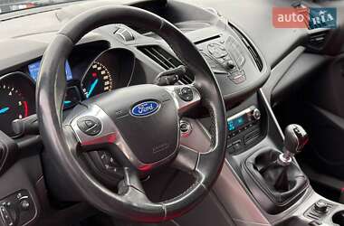 Внедорожник / Кроссовер Ford Kuga 2013 в Харькове