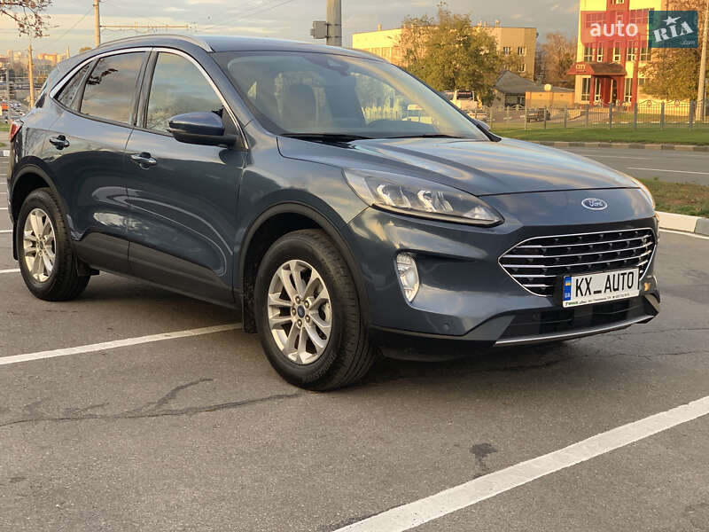 Внедорожник / Кроссовер Ford Kuga 2023 в Харькове фото 3 Внедорожник / Кроссовер Ford Kuga 2023 в Харькове