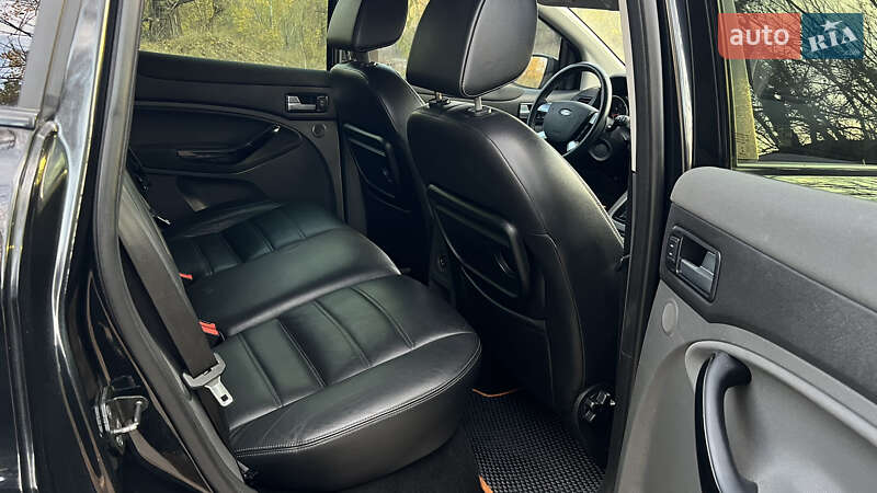 Позашляховик / Кросовер Ford Kuga 2011 в Дніпрі