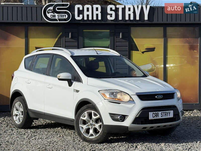 Позашляховик / Кросовер Ford Kuga 2010 в Стрию