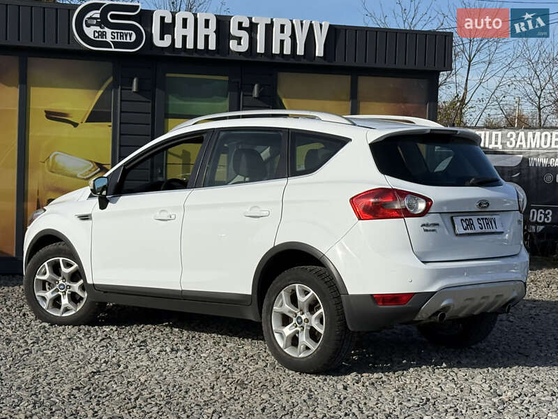 Позашляховик / Кросовер Ford Kuga 2010 в Стрию