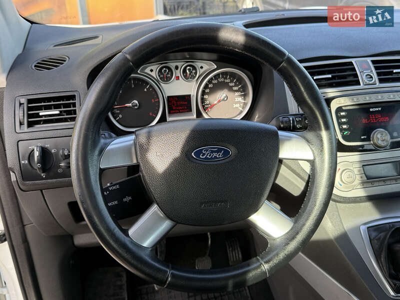 Позашляховик / Кросовер Ford Kuga 2010 в Стрию