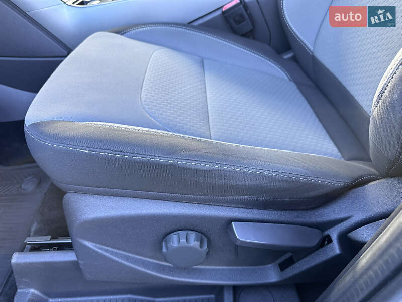 Внедорожник / Кроссовер Ford Kuga 2016 в Киеве