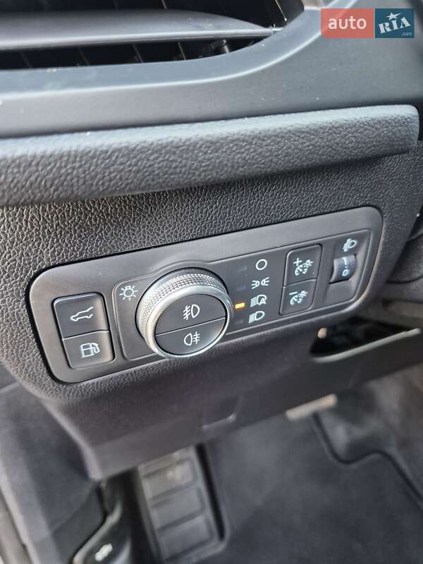 Внедорожник / Кроссовер Ford Kuga 2022 в Киеве