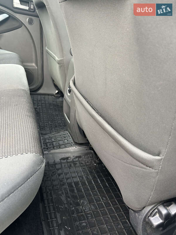 Внедорожник / Кроссовер Ford Kuga 2011 в Киеве фото 38 Внедорожник / Кроссовер Ford Kuga 2011 в Киеве