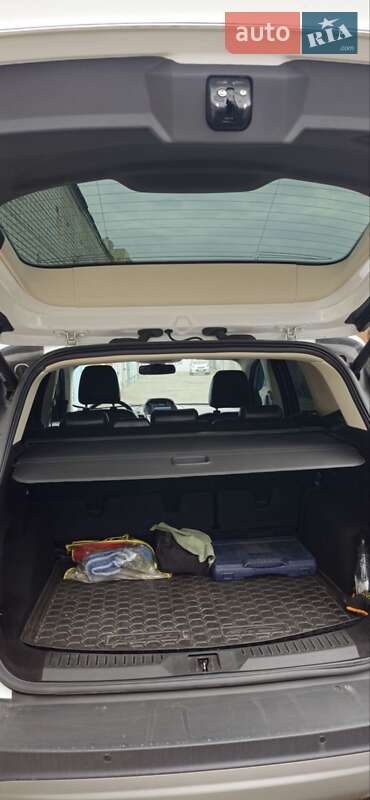 Внедорожник / Кроссовер Ford Kuga 2013 в Днепре