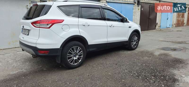 Внедорожник / Кроссовер Ford Kuga 2013 в Днепре