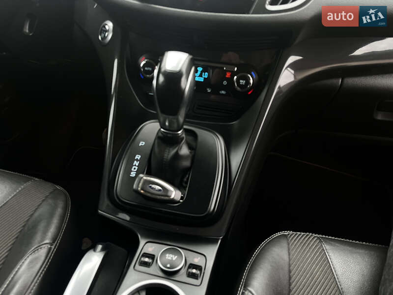 Внедорожник / Кроссовер Ford Kuga 2014 в Дрогобыче