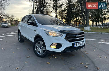 Позашляховик / Кросовер Ford Kuga 2017 в Вінниці