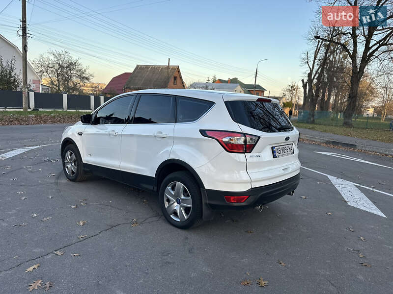 Внедорожник / Кроссовер Ford Kuga 2017 в Виннице фото 28 Внедорожник / Кроссовер Ford Kuga 2017 в Виннице