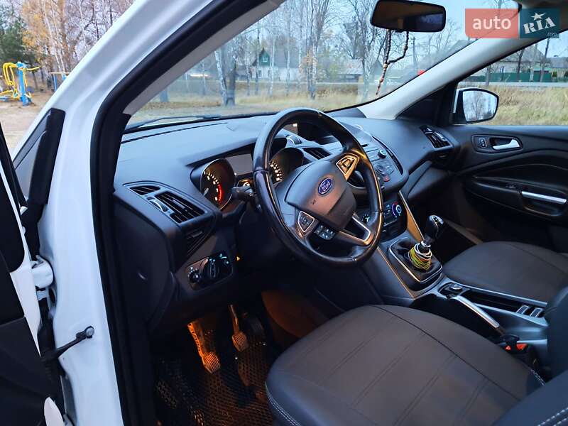 Внедорожник / Кроссовер Ford Kuga 2017 в Чернигове фото 24 Внедорожник / Кроссовер Ford Kuga 2017 в Чернигове