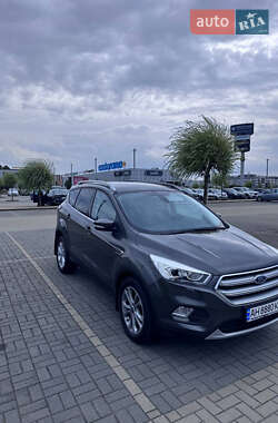 Позашляховик / Кросовер Ford Kuga 2019 в Києві