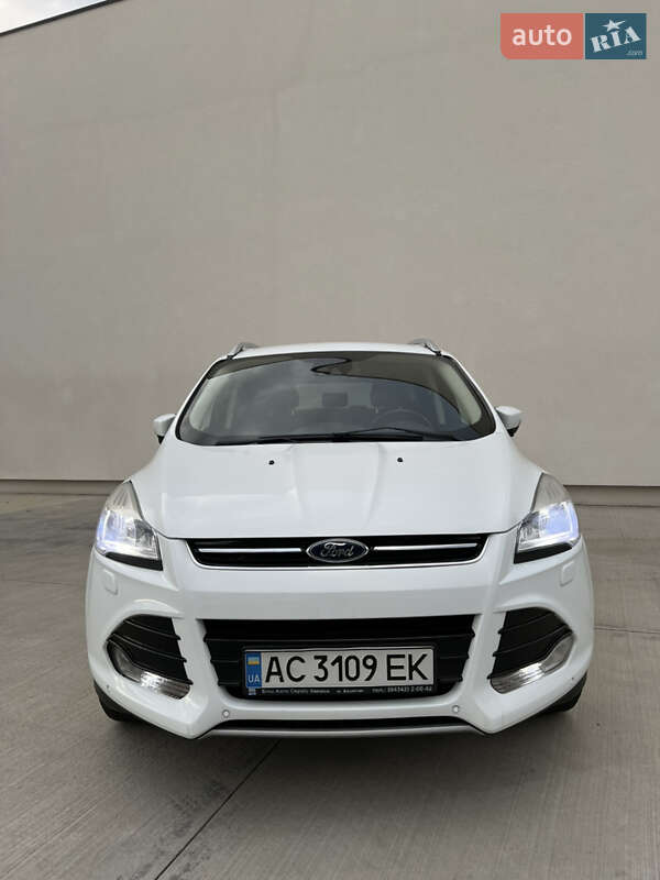 Позашляховик / Кросовер Ford Kuga 2013 в Луцьку