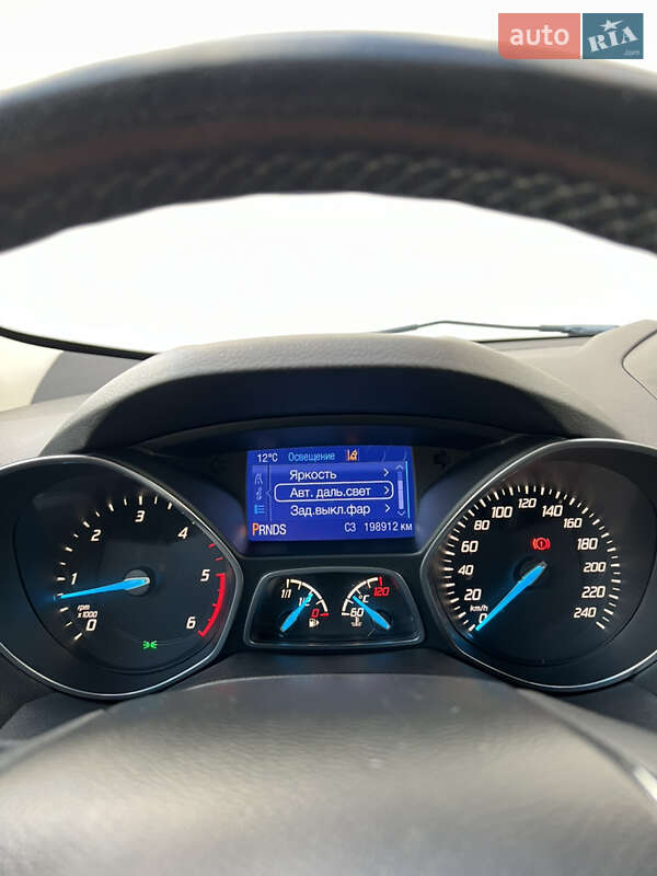 Позашляховик / Кросовер Ford Kuga 2013 в Луцьку