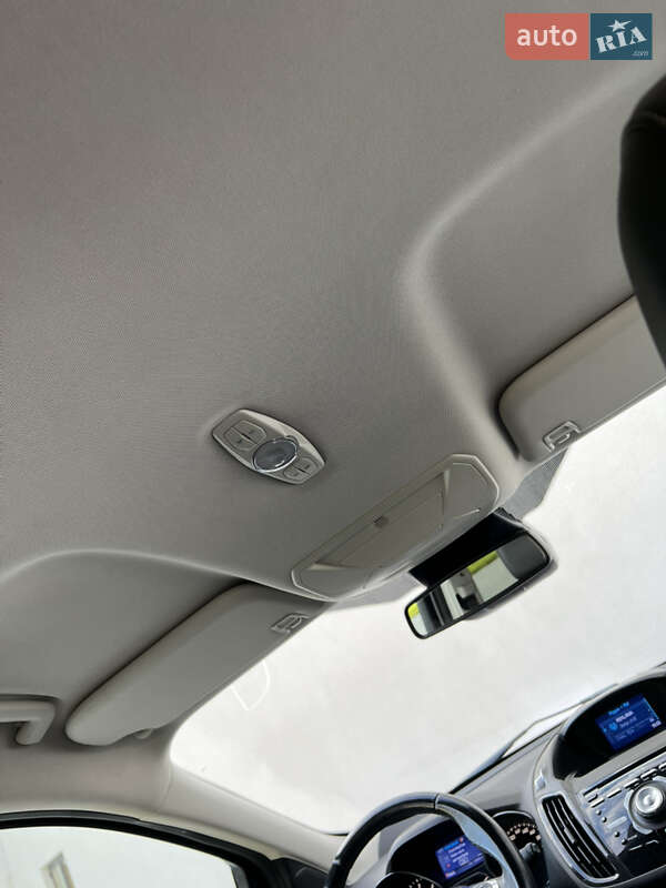 Позашляховик / Кросовер Ford Kuga 2013 в Луцьку