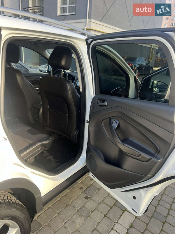 Внедорожник / Кроссовер Ford Kuga 2014 в Ивано-Франковске фото 11 Внедорожник / Кроссовер Ford Kuga 2014 в Ивано-Франковске