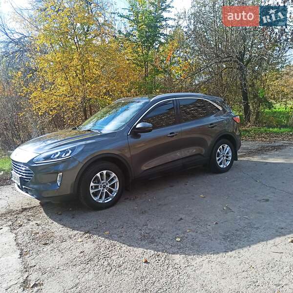 Внедорожник / Кроссовер Ford Kuga 2021 в Кривом Роге фото 4 Внедорожник / Кроссовер Ford Kuga 2021 в Кривом Роге