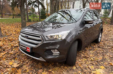 Внедорожник / Кроссовер Ford Kuga 2019 в Киеве