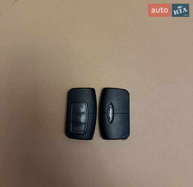 Внедорожник / Кроссовер Ford Kuga 2011 в Василькове фото 26 Внедорожник / Кроссовер Ford Kuga 2011 в Василькове