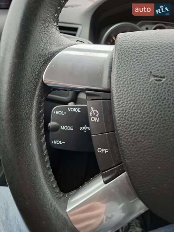 Позашляховик / Кросовер Ford Kuga 2011 в Києві фото 67 Позашляховик / Кросовер Ford Kuga 2011 в Києві