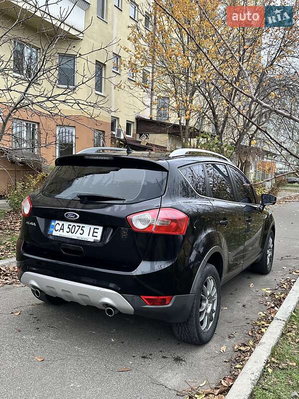 Позашляховик / Кросовер Ford Kuga 2011 в Києві фото 4 Позашляховик / Кросовер Ford Kuga 2011 в Києві