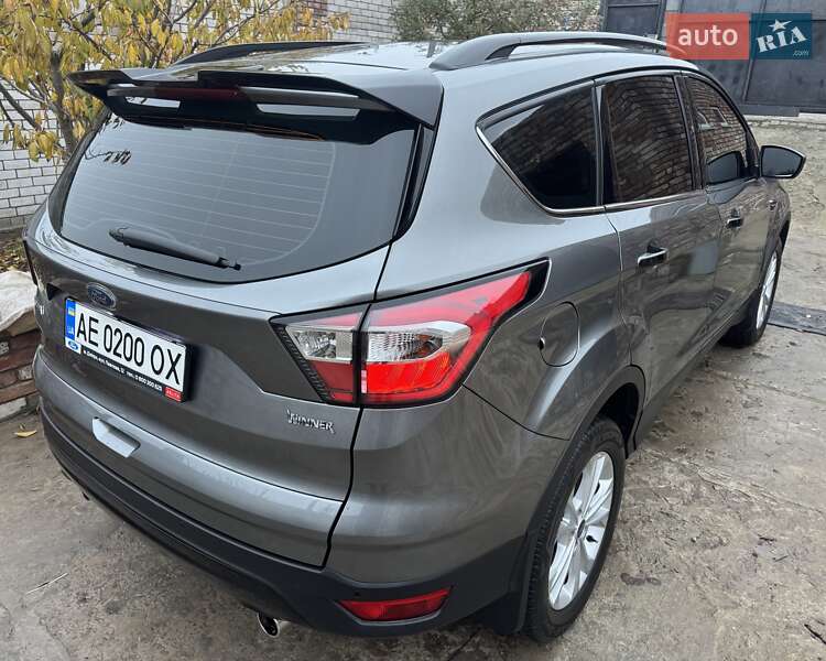 Внедорожник / Кроссовер Ford Kuga 2019 в Днепре