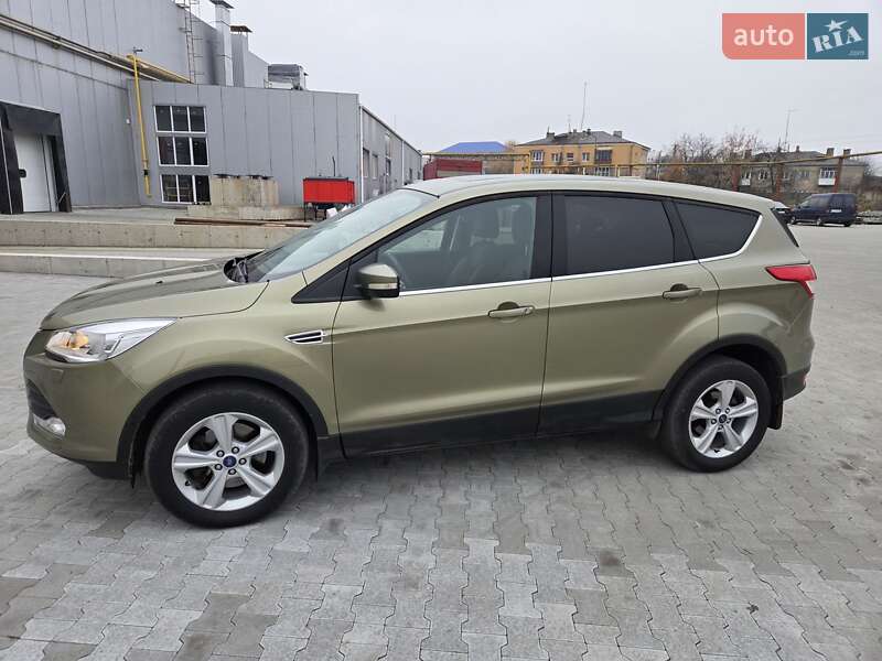 Внедорожник / Кроссовер Ford Kuga 2013 в Луцке