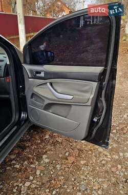 Внедорожник / Кроссовер Ford Kuga 2010 в Борщеве