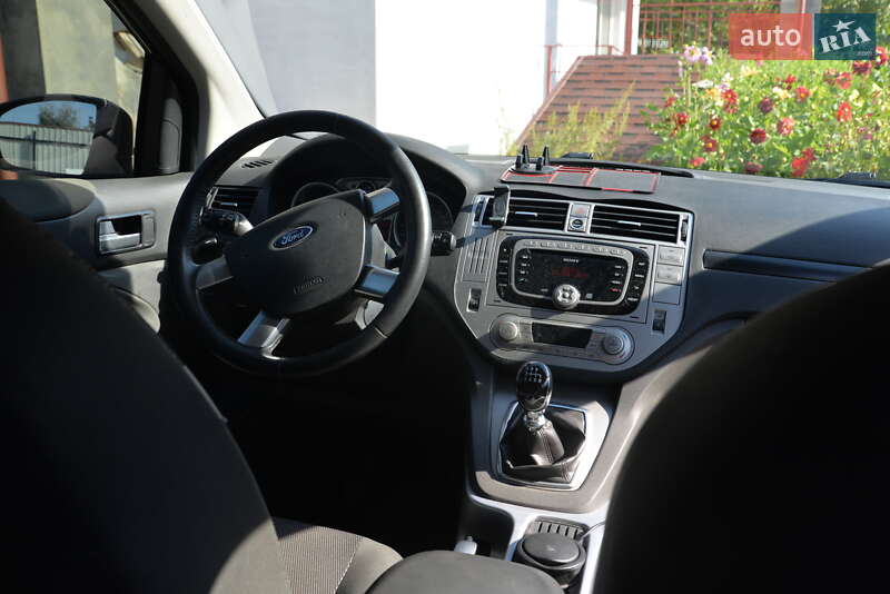 Позашляховик / Кросовер Ford Kuga 2011 в Києві