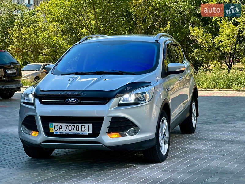 Позашляховик / Кросовер Ford Kuga 2013 в Черкасах фото Позашляховик / Кросовер Ford Kuga 2013 в Черкасах
