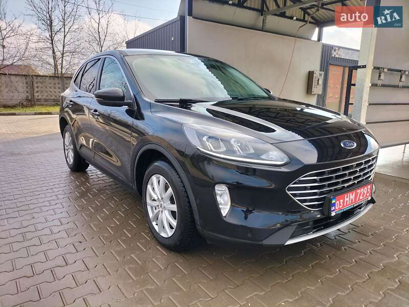 Позашляховик / Кросовер Ford Kuga 2020 в Дунаївцях