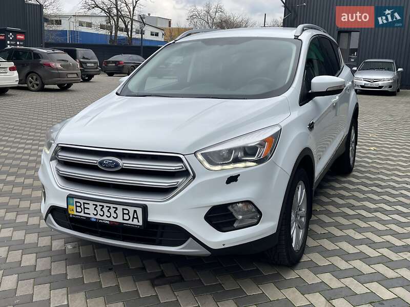 Позашляховик / Кросовер Ford Kuga 2016 в Миколаєві фото 3 Позашляховик / Кросовер Ford Kuga 2016 в Миколаєві