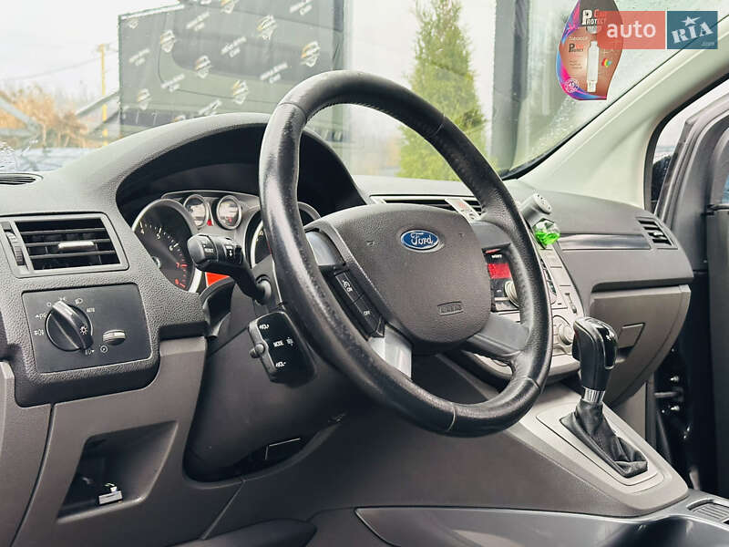 Позашляховик / Кросовер Ford Kuga 2010 в Харкові