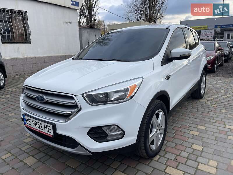 Ford Kuga 2016