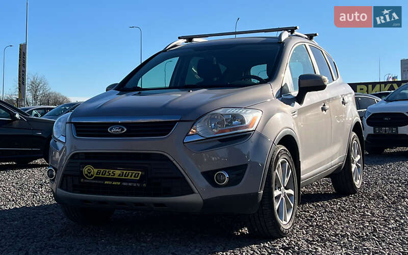 Внедорожник / Кроссовер Ford Kuga 2012 в Львове