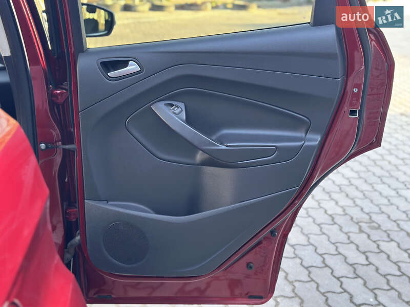 Внедорожник / Кроссовер Ford Kuga 2015 в Львове фото 55 Внедорожник / Кроссовер Ford Kuga 2015 в Львове