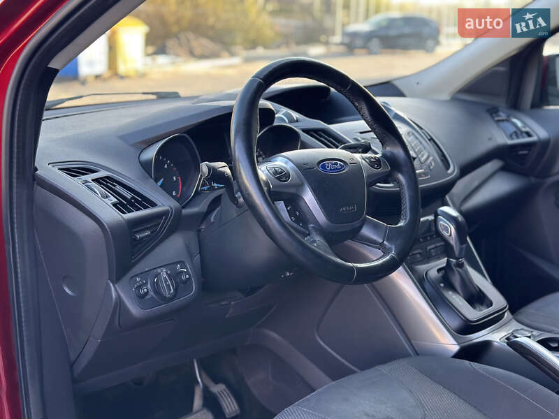 Внедорожник / Кроссовер Ford Kuga 2015 в Львове фото 68 Внедорожник / Кроссовер Ford Kuga 2015 в Львове