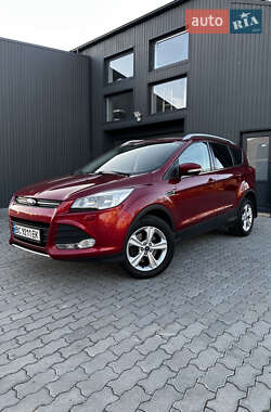Позашляховик / Кросовер Ford Kuga 2015 в Львові